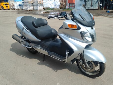 2005 Suzuki Burgman (SkyWave) 650, серебристый, 319000 рублей, вид 4