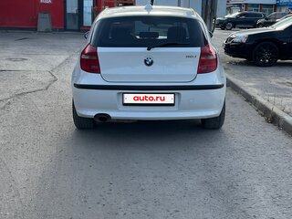 2009 BMW 1 серии 116i I (E81/E82/E87/E88) Рестайлинг, белый, 850000 рублей, вид 5