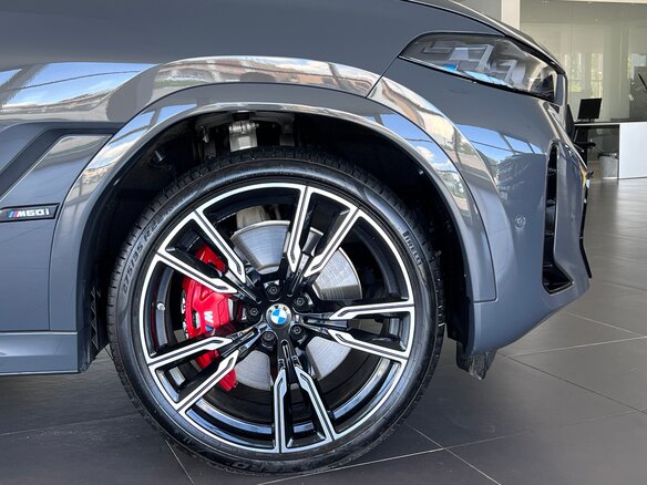 2024 BMW X6 M60i III (G06) Рестайлинг, серый, 16290000 рублей - вид 15