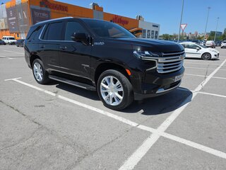 2022 Chevrolet Tahoe V, чёрный, 8900000 рублей, вид 3