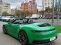 2021 Porsche 911 Carrera 4S VIII (992), зелёный, 16100000 рублей - вид 2