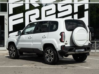 2024 Lada (ВАЗ) Niva Travel I, белый, 1350000 рублей, вид 2