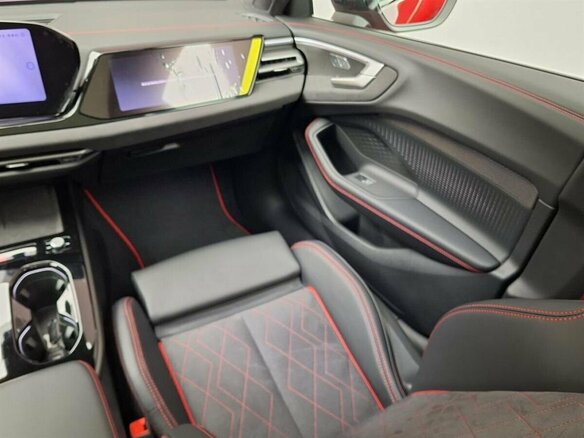 2025 Audi A5 L Sportback III (B10), красный, 6650000 рублей - вид 12