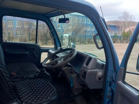 1991 Nissan Atlas, синий, 1500000 рублей, вид 1