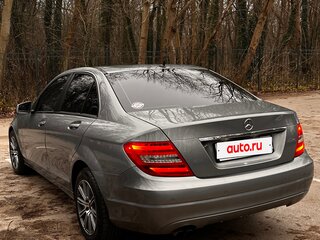 2011 Mercedes-Benz C-Класс 180 BlueEFFICIENCY III (W204) Рестайлинг, серый, 1600000 рублей, вид 3