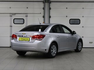 2012 Chevrolet Cruze I, серебристый, 467000 рублей, вид 5