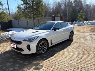2019 Kia Stinger I, белый, 2800000 рублей, вид 2