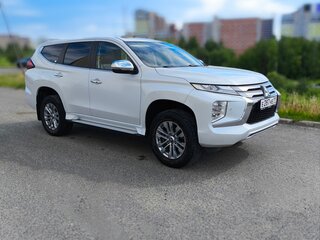 2020 Mitsubishi Pajero Sport III Рестайлинг, белый, 4000000 рублей, вид 3