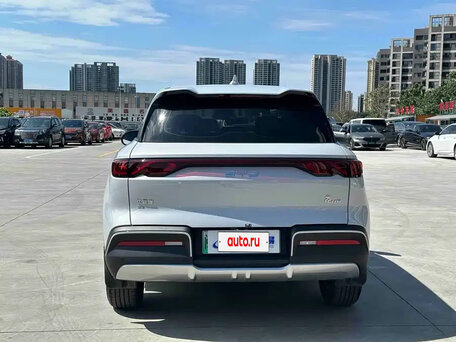 2025 BYD Yuan Up 45.12 kWh, серый, 1720000 рублей, вид 4
