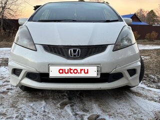 2010 Honda Fit II, белый, 800000 рублей, вид 2