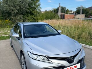 2019 Toyota Camry VIII (XV70), серый, 2580000 рублей, вид 2