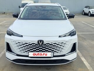 2025 Changan CS55 Plus II Рестайлинг, белый, 1390000 рублей, вид 2