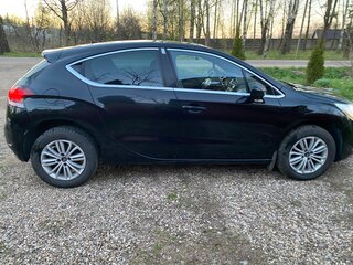 2014 Citroen DS4, чёрный, 890000 рублей, вид 3