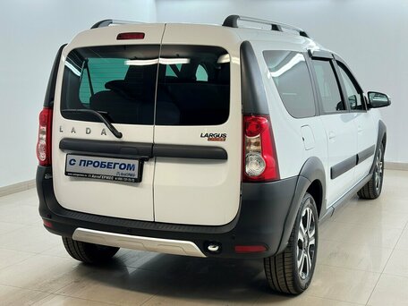 2026 Lada (ВАЗ) Largus Cross I Рестайлинг, белый, 1845000 рублей, вид 4