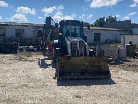 2014 Terex TLB 825, 4200000 рублей, вид 2