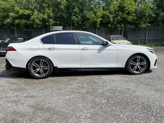 2013 BMW 5 серии 520i VI (F10/F11/F07), белый, 3600000 рублей, вид 5