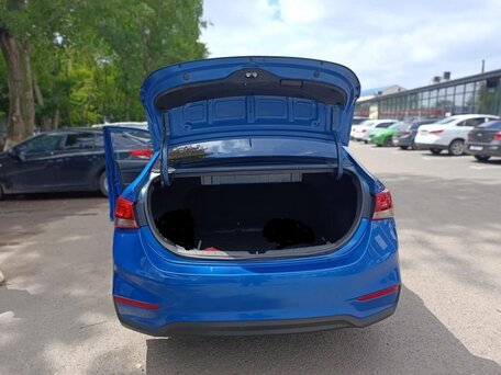 2017 Hyundai Solaris II, синий, 820000 рублей, вид 5