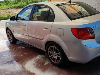 2010 Kia Rio II Рестайлинг, серебристый, 350000 рублей, вид 2