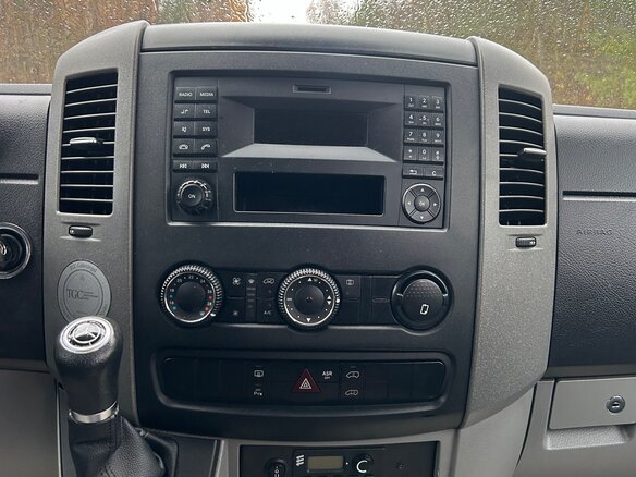 2014 Mercedes-Benz Sprinter, белый, 2200000 рублей - вид 6