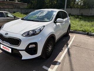 2019 Kia Sportage IV Рестайлинг, белый, 2700000 рублей, вид 2