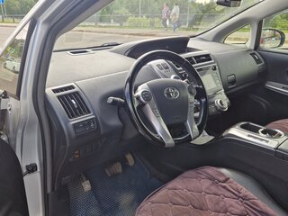 2017 Toyota Prius v (+) I Рестайлинг (ZVW40/41), серебристый, 1950000 рублей, вид 5