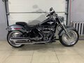 2021 Harley-Davidson Fat Boy, серый, 1849000 рублей - вид 1