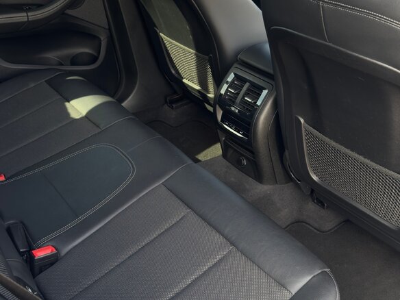 2019 BMW X3 20i xDrive III (G01), белый, 3900000 рублей - вид 33