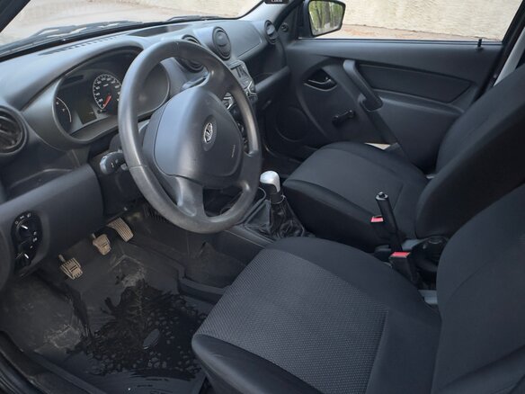 2015 Lada (ВАЗ) Granta I, чёрный, 500000 рублей - вид 7