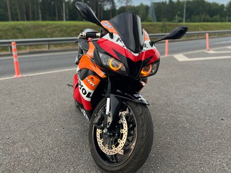 2007 Honda CBR 600RR, чёрный, 720000 рублей, вид 1