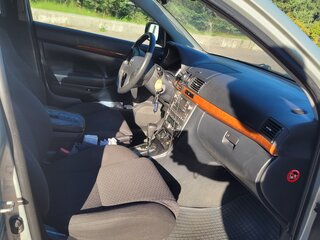 2006 Toyota Avensis II Рестайлинг, бежевый, 465000 рублей, вид 5