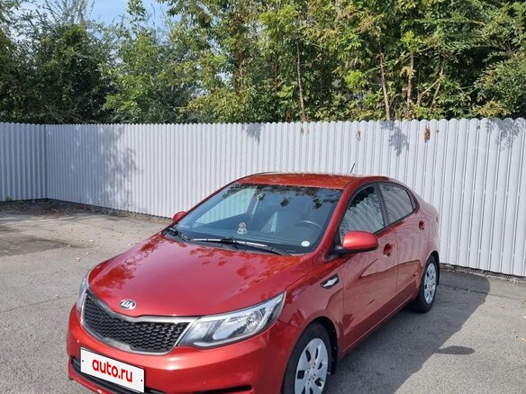 2016 Kia Rio III Рестайлинг, красный, 1150000 рублей - вид 1