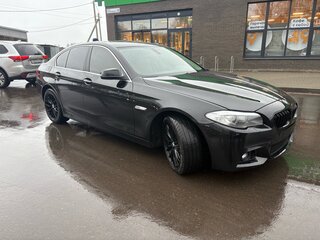 2012 BMW 5 серии 528i xDrive VI (F10/F11/F07), чёрный, 2300000 рублей, вид 4