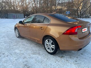 2013 Volvo S60 II Рестайлинг, оранжевый, 1150000 рублей, вид 3