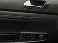 2004 Volkswagen Golf V, красный - вид 6