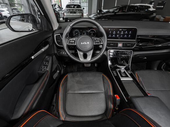 2025 Kia Seltos I Рестайлинг, белый, 3250000 рублей - вид 11