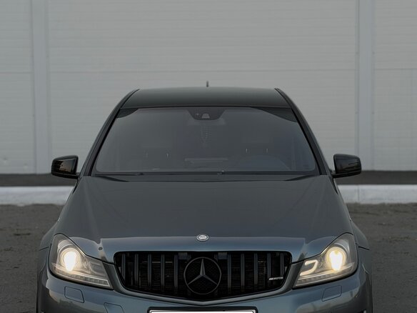 2011 Mercedes-Benz C-Класс 180 BlueEFFICIENCY III (W204) Рестайлинг, серый, 1360000 рублей - вид 3