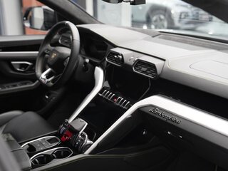 2020 Lamborghini Urus I, чёрный, 23500000 рублей, вид 4