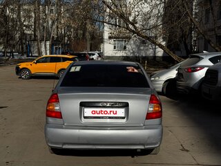 2004 Hyundai Accent ТагАЗ II, серебристый, 380000 рублей, вид 5
