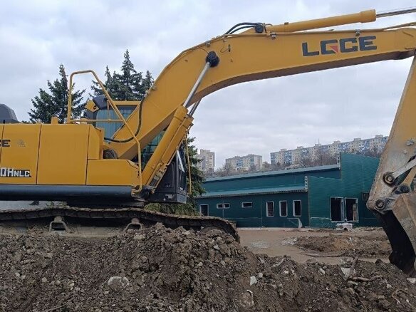 2023 LGCE E6210HNLC, жёлтый, 8177000 рублей - вид 3
