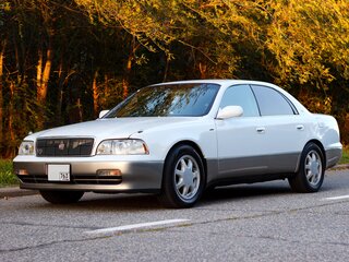 1992 Toyota Crown Majesta I (S140), белый, 1090000 рублей, вид 3