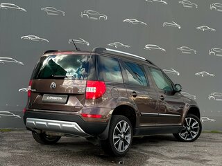 2017 Skoda Yeti I Рестайлинг, коричневый, 1162700 рублей, вид 2