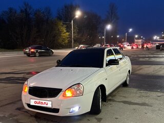 2015 Lada (ВАЗ) Priora I Рестайлинг, белый, 730000 рублей, вид 2