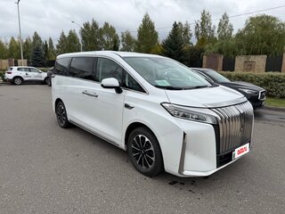 2024 Wey 80 Business Lounge 44.28 kWh, белый, 6600000 рублей, вид 3