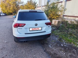2019 Volkswagen Tiguan II, белый, 2200000 рублей, вид 3