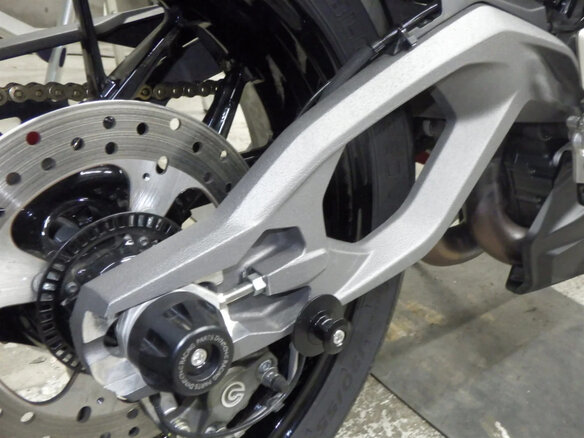 2025 Ducati Panigale V2, красный, 1725000 рублей - вид 21
