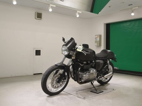 2006 Triumph Thruxton, чёрный, 381000 рублей, вид 2