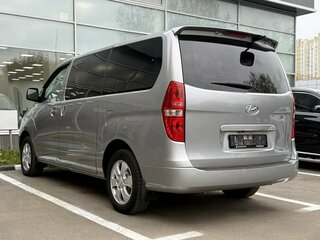 2015 Hyundai Grand Starex I, серый, 2310000 рублей, вид 4