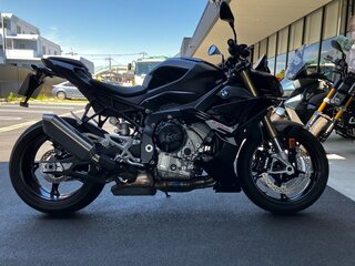 2025 BMW S 1000 R, чёрный, 1911000 рублей, вид 1