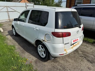 2003 Mazda Demio II (DY), белый, 115000 рублей, вид 4