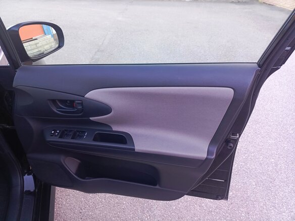2010 Toyota Wish II, чёрный, 1450000 рублей - вид 16